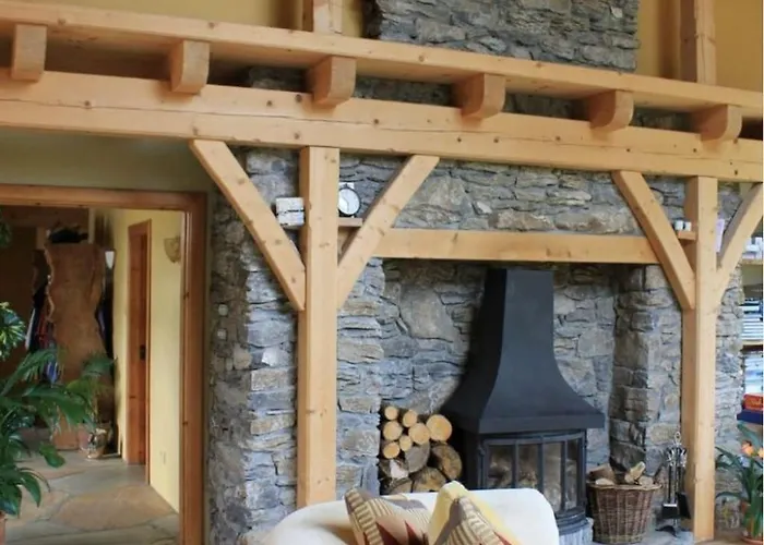 One Of A Kind Riverside Sleeps 6ppl & 10mins From Galway Hébergement de vacances
